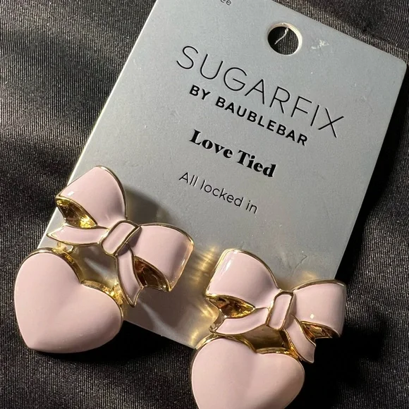 Sugar Fix Bauble Bar Bow & Heart Earring. NEW - Picture 2 of 4